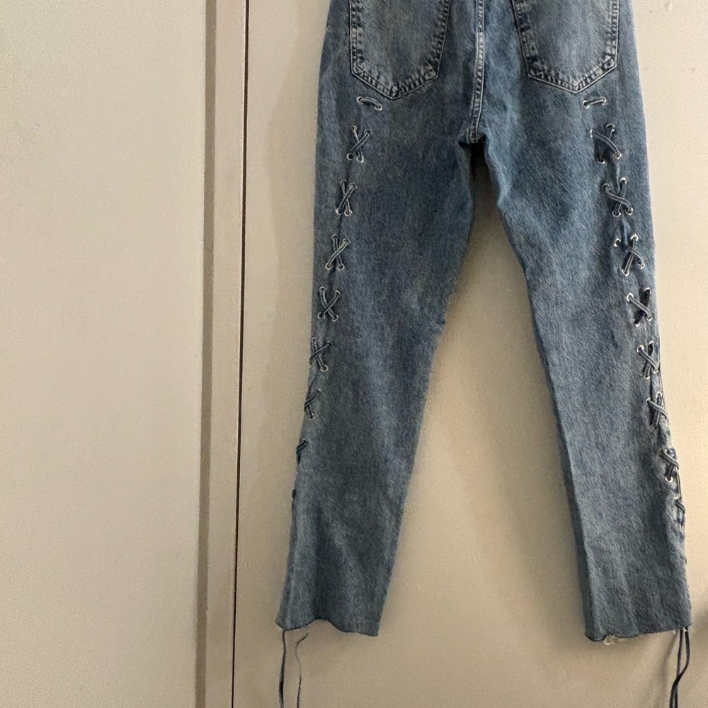 Women’s Zara Light Blue Lace-Up Jeans, Size 4
